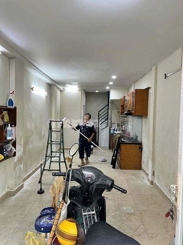 Nhà hẻm 3G , Lạc Long Quân P10 Tân Bình - 10tr