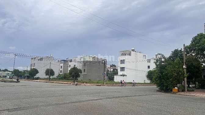 Bán đất 100m² thổ cư Long Trường Q9 – sổ riêng – gần chợ Hia 7 tỷ