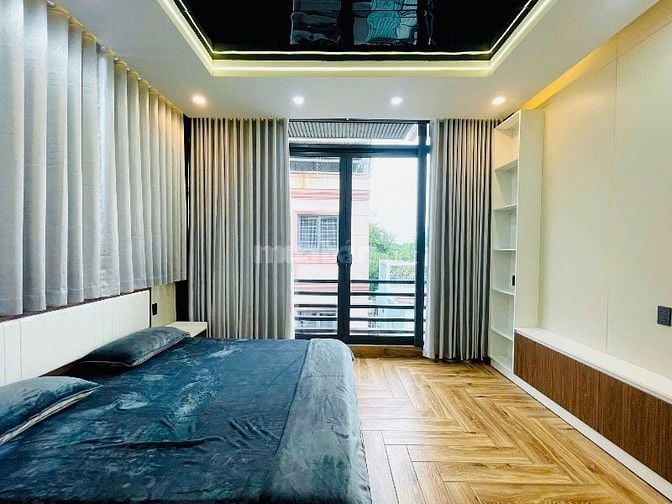 Bán nhà đẹp 4 lầu sau mặt tiền 982/1 QUANG TRUNG P8 Gò Vấp 