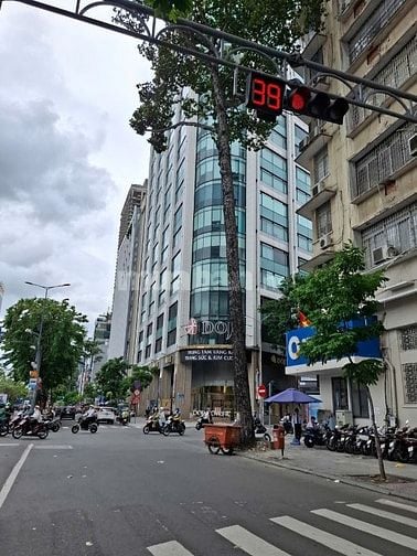 Chuyển Nhượng Tòa Nhà Văn Phòng 2 mặt tiền Hàm Nghi Q1 giá 2200 tỷ