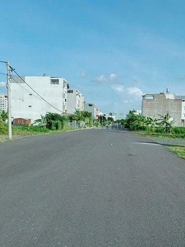 Tôi cần bán gấp lô A10 dự án KDC 13A Hồng Quang DT 126m2 giá 38 Tr/m2