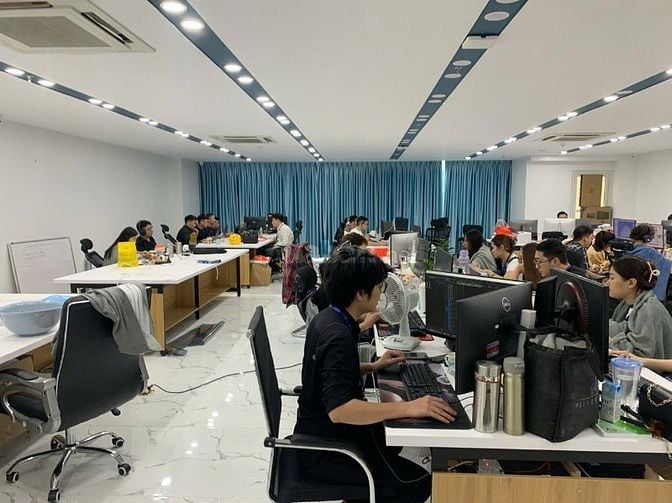 Bán Tòa nhà văn phòng 8 tầng hiện đại mặt phố rộng 60m