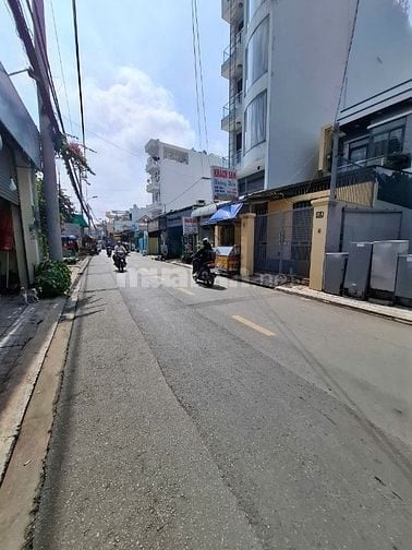 Bán đất mặt tiền đường 42 Bình Trưng Đông Quận 2 giá 11 tỷ