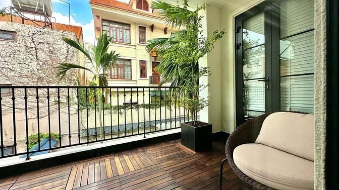 Biệt thự Nguyễn Văn Hưởng, P. Thảo Điền. 200m2 (10 x 20)