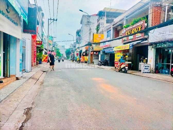 Bán nhà 2 mặt tiền rẻ đẹp (9x26) 99 Lê Lợi p4 Gò Vấp ĐH Công Nghiệp 4 