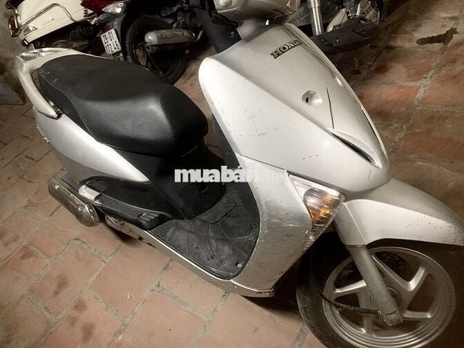 Bán xe SCRfi bạc mới 5tr3000