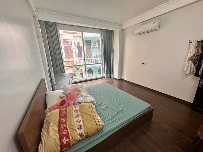 Siêu phẩm  Cầu Giấy, 10m ra ô tô tránh, 42m2, 4Tầng, MT4m, giá 12,6 tỷ