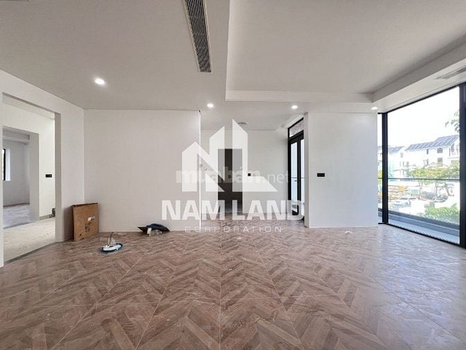 Cho thuê biệt thự 300m2, 80 triệu VND tại Thạnh Mỹ Lợi, Quận 2, TP.HCM