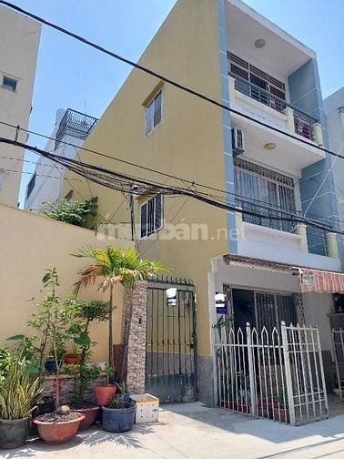 Bán nhà hai góc mặt tiền Quận 6 đẹp