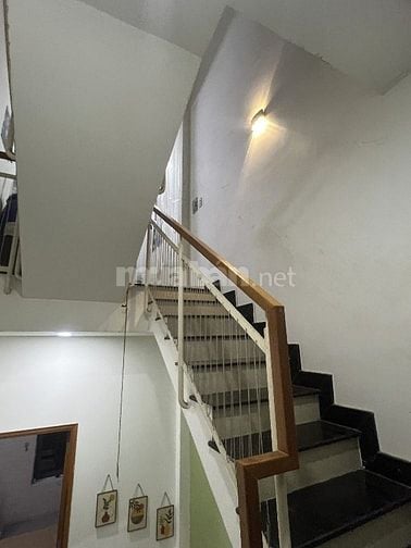 Nhà Đẹp Quận 12 – 1 Trệt 2 Lầu, 50m², Hẻm Rộng, Giá Mềm