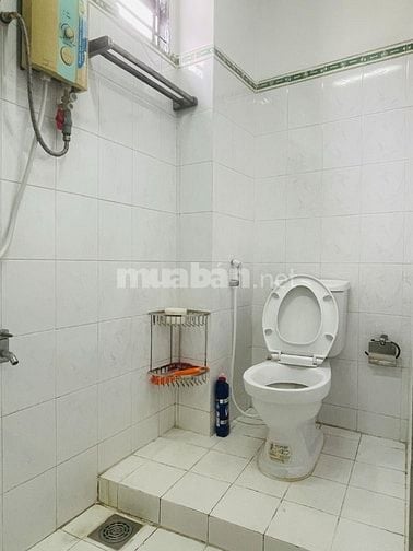 Cho thuê nhà chính chủ , hẻm xe hơi , yên tỉnh , thoáng mát