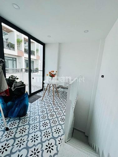 Bán gấp căn Tân Lập 1, Hiệp Phú, quận 9 giá 3tỷ200tr hẻm xe hơi