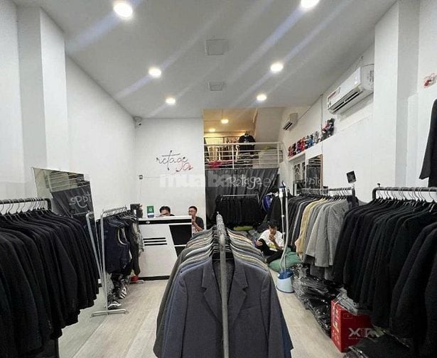 Mặt Tiền Phạm Văn Hai 250m2 4 Tầng Gần Cách Mạng THáng 8 Nhà Mới 23Tr