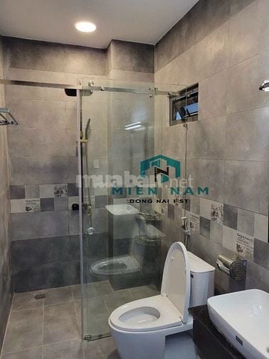 Cho thuê nhà đẹp thiết kế thoáng sang trọng khu dân cư Hoá An 