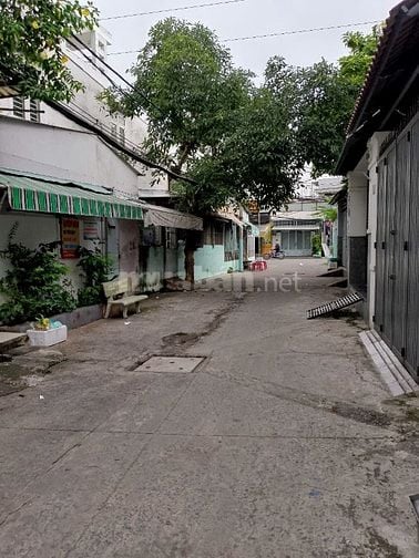 Cần cho thuê nhà nguyên căn 177m2 đường Bùi Minh Trực F6 giá 13 triệu