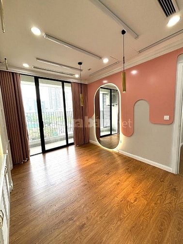 Bán CHCC chính chủ tòa Viwaseen - 48 Tố Hữu công viên Phùng Khoang