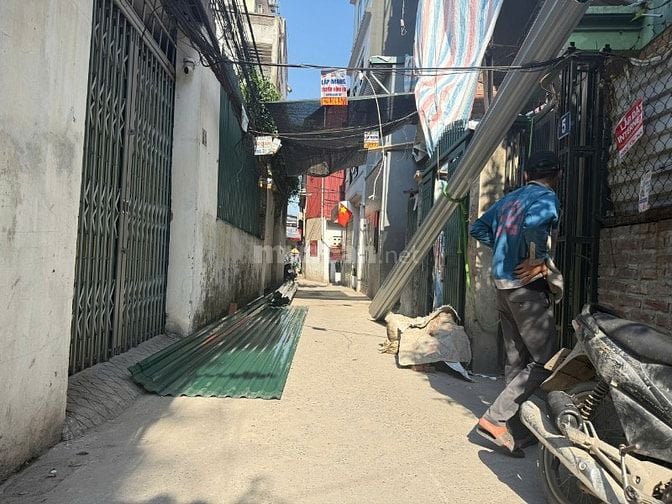 Cần bán gấp mảnh đất thổ cư tại trung tâm thôn Yên Mỹ, Dương Quang