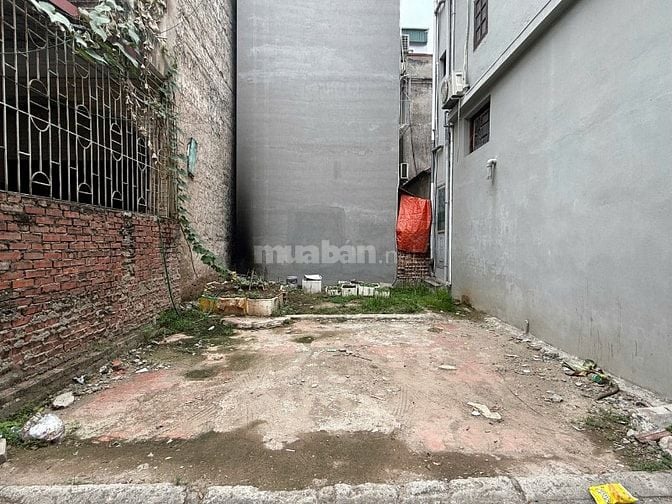 Cần bán gấp mảnh đất thổ cư tại trung tâm thôn Yên Mỹ, Dương Quang