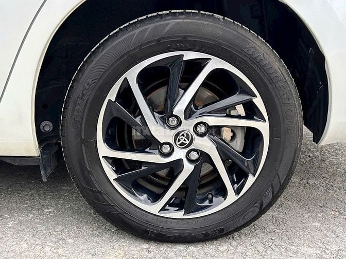 Toyota Vios 2022 1.5E CVT - 16000 km