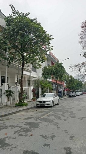 Mặt phố Trung Kính – Trung Hòa. Vũ Phạm Hàm. Yên Hòa Cầu Giấy – Hà Nội