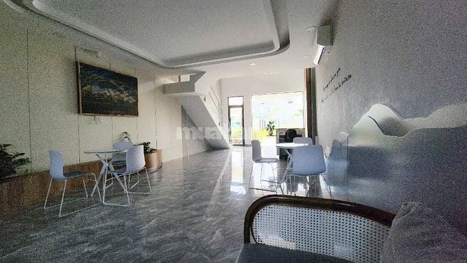 🔥 Cá mập mắc cạn - Nhà đẹp bình chánh - Giá chỉ bằng căn hộ chung cư 