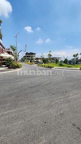 🔥 Cá mập mắc cạn - Nhà đẹp bình chánh - Giá chỉ bằng căn hộ chung cư 
