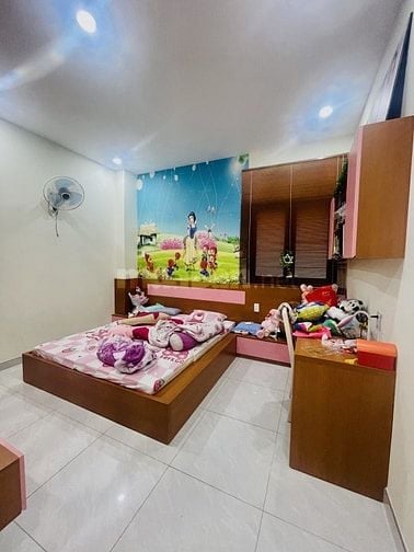 BÌNH THẠNH- GẦN BV UNG BƯỚU- HXH THÔNG- 135m2 NỞ HẬU- 4 TẦNG- 19,x TỶ