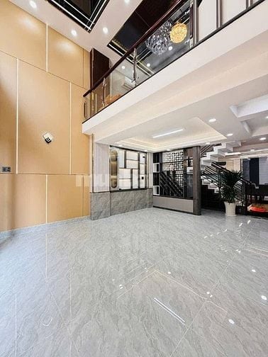  Lên sóng nhà mới giá chỉ 2tỷ230 hẻm rộng 8m Phạm Văn Bạch,Tân Bình