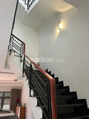 bán nhà tại kdc đại phúc phạm hùng