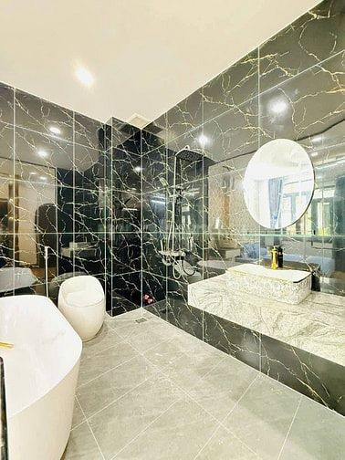  Lên sóng nhà mới giá chỉ 2tỷ230 hẻm rộng 8m Phạm Văn Bạch,Tân Bình