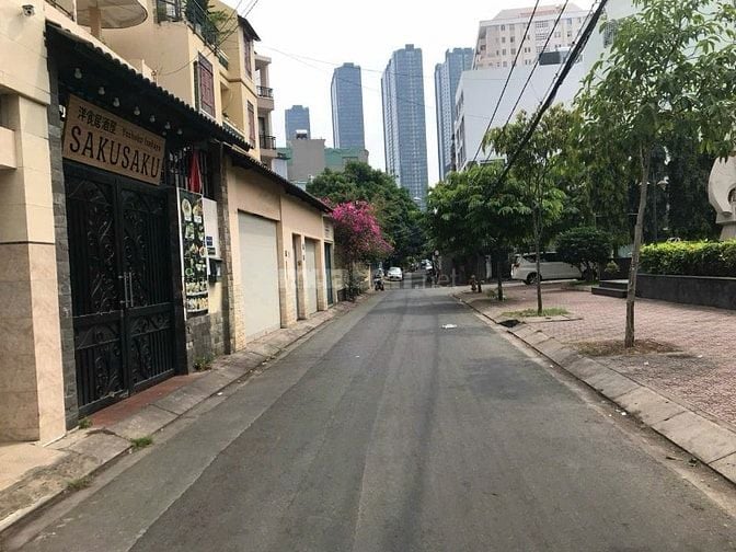 Toà nhà siêu hiếm MT Nguyễn Ngọc Phương. 80m2 (4.5 x 18), 7 Tầng