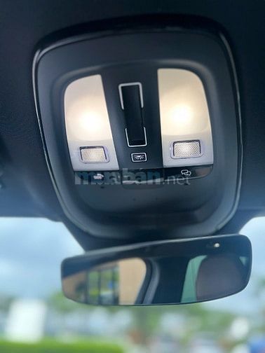 Volvo Selekt Hà Nội đang sẵn 1 chiếc Volvo XC90 siêu lướt phiên bản má