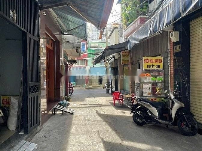 Cho thuê nhà hẻm 4m(XH) Bùi Thị Xuân, P.3, Q.Tân Bình giá 13tr