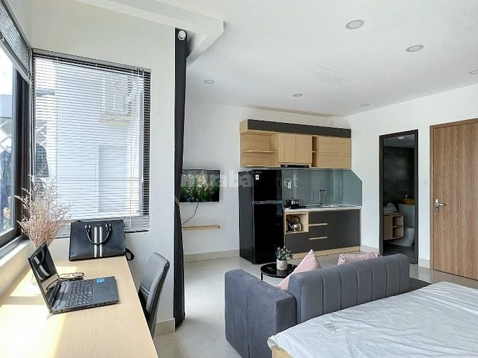 Căn hộ studio balcony thiết kế sang trọng, hiện đại, Quận 2