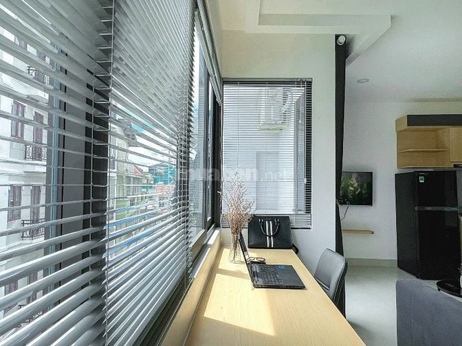 Căn hộ studio balcony thiết kế sang trọng, hiện đại, Quận 2