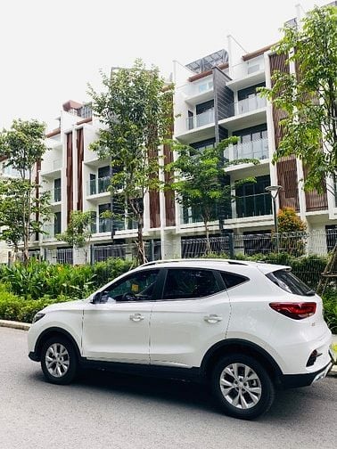 Bán MG ZS màu trắng xe đẹp mới 95%