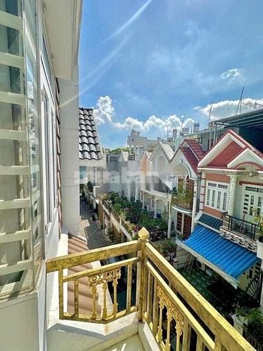Cho thuê nhà hẻm 4m(XH) Bùi Văn Ngữ, P.Hiệp Thành, Q.12 giá 6tr