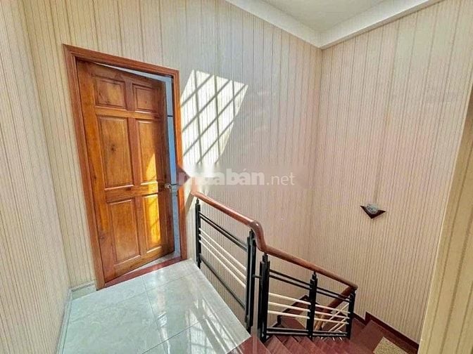 Cho thuê nhà hẻm 4m(XH) Bùi Văn Ngữ, P.Hiệp Thành, Q.12 giá 6tr