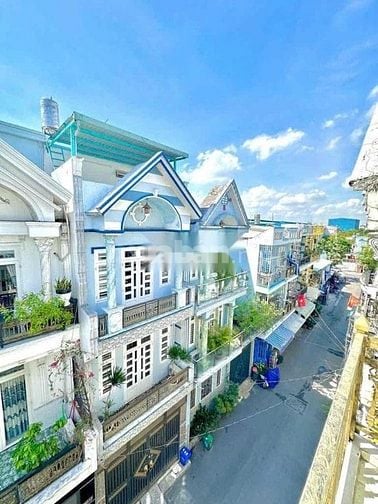 Cho thuê nhà hẻm 4m(XH) Bùi Văn Ngữ, P.Hiệp Thành, Q.12 giá 6tr