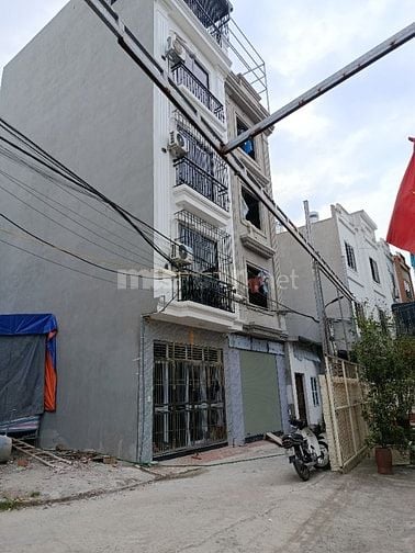 Tầng 4,5 view sông đáy cách trạm bơm yên nghĩa 200m