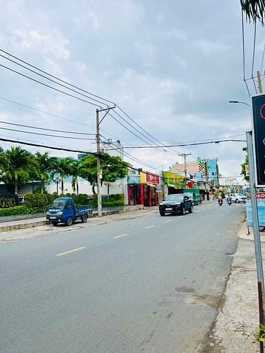 MẶT TIỀN " BÌNH LONG " 610m2 ( 15x50m ) NHÀ XƯỞNG CẤP 4 TIỆN XÂY MỚI