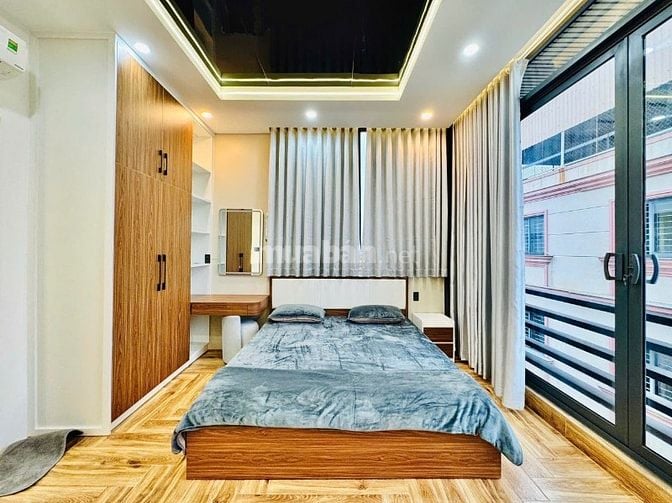 CHỦ BÁN NHÀ GIÁ RẺ QUANG TRUNG ĐÚC 3LẦU NGANG 4,5M XE HƠI VÔ TRONG NHÀ