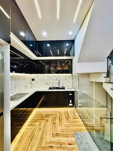 Bán căn nhà tuyệt đẹp, hẻm 6m, sát  mặt tiền đường Quang Trung