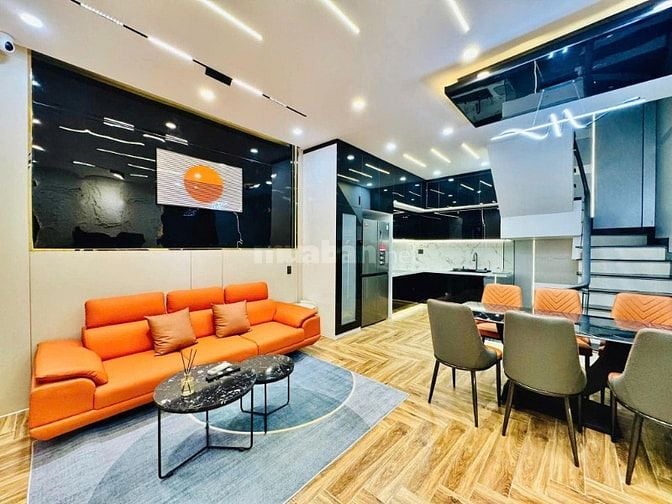 Bán căn nhà tuyệt đẹp, hẻm 6m, sát  mặt tiền đường Quang Trung