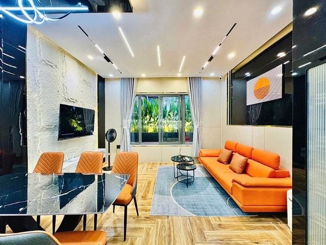 Bán căn nhà tuyệt đẹp, hẻm 6m, sát  mặt tiền đường Quang Trung