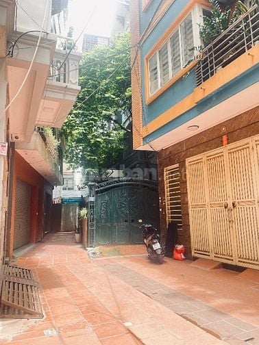 Bán nhà mặt Ngõ Lý thường kiệt- Quán sứ dt 60m mt 4,6 m x3 t giá 15 ty