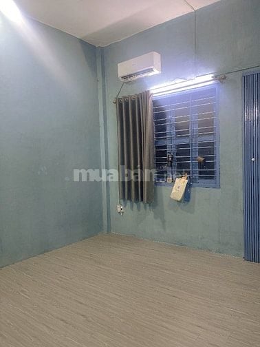 Phòng trọ mặt tiền đường Hoàng Hoa Thám Bình Thạnh