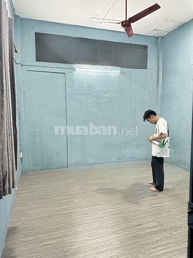 Phòng trọ mặt tiền đường Hoàng Hoa Thám Bình Thạnh