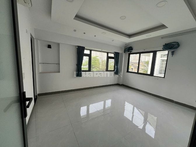 BÁN BT KHU NGGT DT:12,5X20M GIÁ BÁN 37 TỶ VỊ TRÍ ĐẸP 