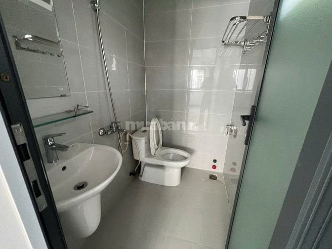 BÁN BT KHU NGGT DT:12,5X20M GIÁ BÁN 37 TỶ VỊ TRÍ ĐẸP 